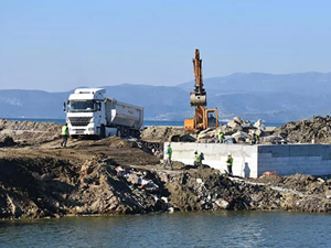 Efes Antik Kanal Projesi'nde yat limanı inşasını da içeren çalışmalar devam ediyor