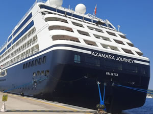 Azamara Journey isimli yolcu gemisi, Bodrum'a yanaştı