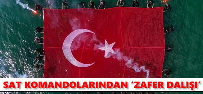SAT komandoları Marmara Denizi'nde Zafer Dalışı gerçekleştirdi