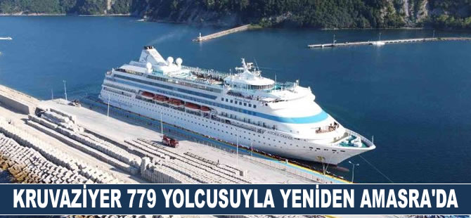 "Astoria Grande" kruvaziyeri 779 yolcusuyla ikinci kez Amasra'ya geldi