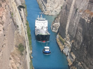 Yunanistan’daki Korint Kanalı 2023 yazına kadar kapalı kalacak