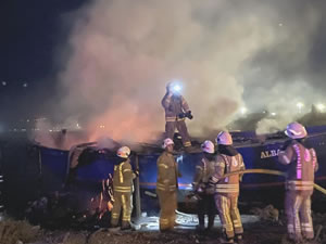 İstanbul Kartal'da balıkçı teknesinde yangın çıktı