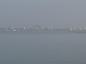 Çanakkale Boğazı yoğun sis nedeniyle transit gemi geçişlerine kapatıldı