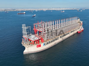 Dünyanın en büyük enerji gemisi “Karadeniz Powership Orhan Ali Khan İstanbul'da