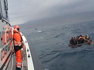 Yunanistan 66 mülteciyi ölüme terk etti