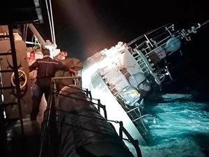 Tayland'da batan gemideki denizciler için umutlar tükeniyor