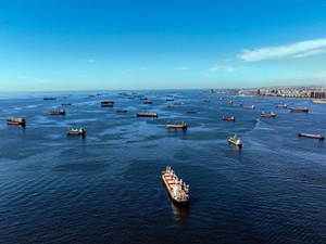 Denizcilik Genel Müdürlüğü'nden İstanbul Boğazı'nda bulunan demir yerleri ile ilgili yeni uygulama