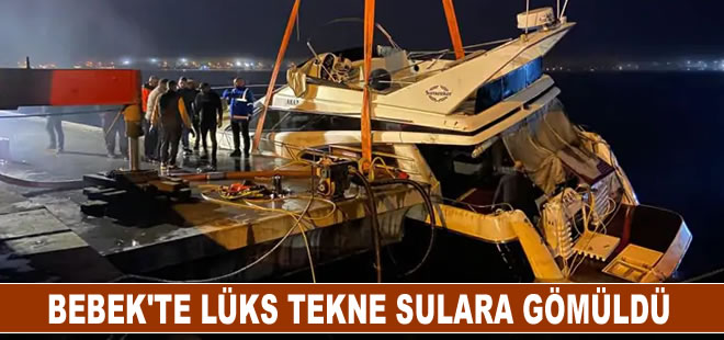 Bebek sahilinde demirli vaziyette olan lüks tekne su alarak battı