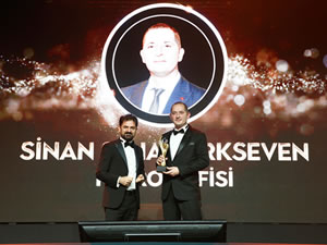 Petrol Ofisi CMO'su Sinan Seha Türkseven’e “Altın Lider” ödülü
