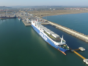 Karadeniz’in yeni ticaret merkezi Karasu Limanı 6 yaşında