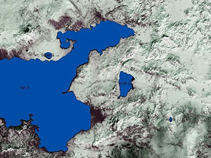 Van Gölü havzasındaki kuraklığın boyutu uydu görüntülerine yansıdı