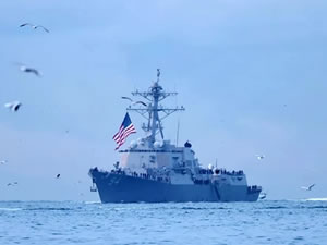 Tartışmalı Amerikan gemisi yeniden Türkiye'de