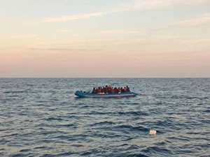 Akdeniz'de 18 düzensiz göçmen kayboldu