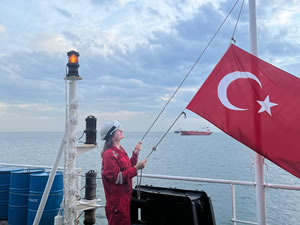 ORİNDA isimli gaz tankeri Türk Bayrağı çekti