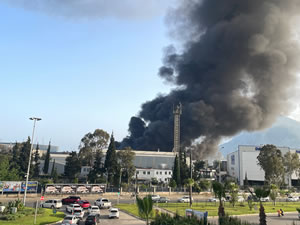 Antalya Serbest Bölge’de bir yat firmasında yangın çıktı