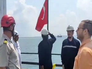 REYHAN SARI isimli gemi Türk Bayrağı çekti
