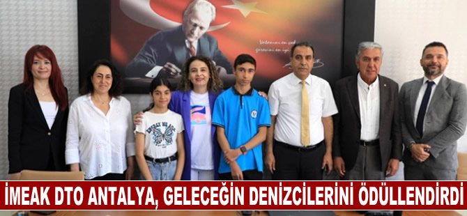 İMEAK DTO Antalya, geleceğin denizcilerini ödüllendirdi