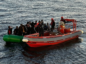 Fas açıklarında düzensiz göçmenleri taşıyan teknenin batması sonucu 6 kişi öldü