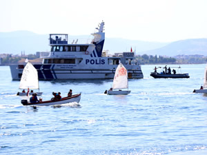 Çanakkale Savaşları ve Gelibolu Tarihi Alanı'nda deniz ve kıyı temizliği yapıldı