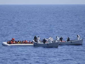 Fas'ta karaya oturan tekneden Senegalli 130 düzensiz göçmen kurtarıldı