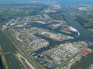 Katar, Rotterdam limanını satın aldı