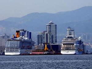 Avustralyalı katamaran firması Seawind'in İzmir fabrikası 5 Eylül'de açılacak