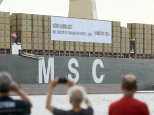 MSC, Hamburg'daki HHLA'nın yüzde 49,9 hissesini satın almak için teklif verdi