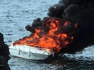 Hatay'da teknede çıkan yangın söndürüldü