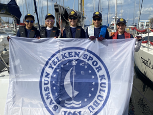 Deniz Kızı Cumhuriyet Kupasının sahibi Samsun Kadın Yelken Takımı oldu