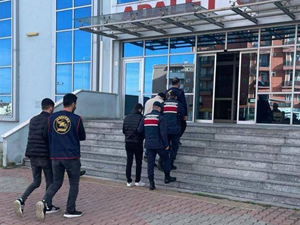 Edirne'de çaldıkları tekne motorlarını İstanbul'da satan 2 zanlı tutuklandı