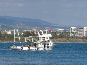 Fırtına sonrası tekneler açılmaya başladı