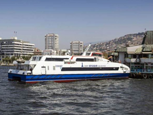 İzmir'de tüm deniz ulaşımı iptal edildi
