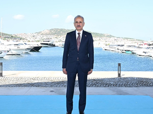 Bakan Uraloğlu, kruvaziyer gemi ve yolcu istatistiklerini değerlendirdi