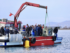 Aliağa’da Balıkçılığa Yapay Resif Desteği