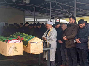 Zehirlenen balıkçılara son veda