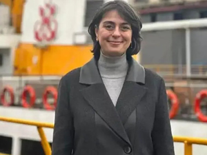 Üsküdar'ın yeni Belediye Başkanı Sinem Dedetaş oldu