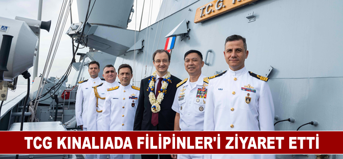TCG Kınalıada Filipinler'i ziyaret etti