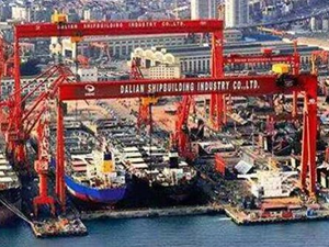 Çin'de Çift Yakıtlı Gemi Motoru Tanıtıldı