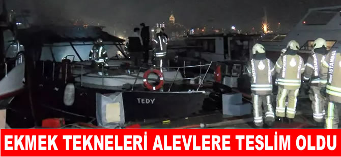 Haliç'te tekne yangını: 2 tekne kullanılamaz halde