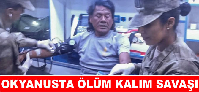 Okyanusta kayboldu, kaplumbağa yiyerek hayatta kaldı