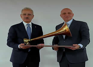 Bakan Uraloğlu, GİSBİR’de sektörün sorunlarını dinledi