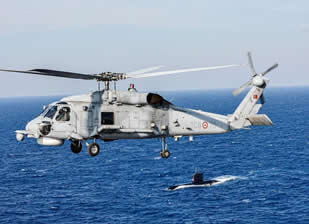 SeaHawk helikopteri denize acil iniş yaptı