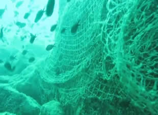 Karadeniz’in derinlikleri hayalet ağlarla dolu