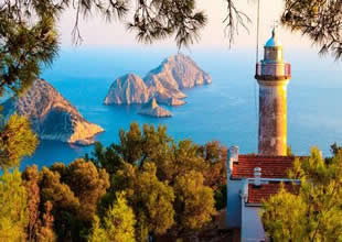 Gelidonya deniz fenerinin zamana meydan okuyan hikayesi