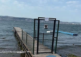 Başiskele sahili kaçak iskelelerden temizleniyor