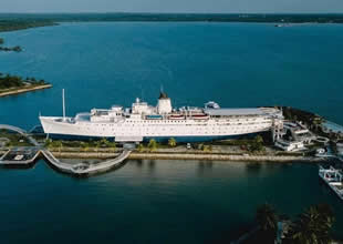 Dünyanın en eski yolcu gemisi artık karada hizmet verecek