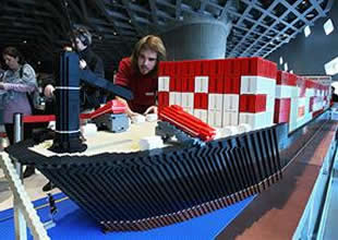 Dünyanın en büyük lego gemisini yaptılar