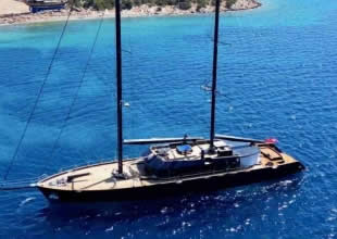 Yapımı 7 yıl süren Oğzu Khan Bodrum’da suya indirildi