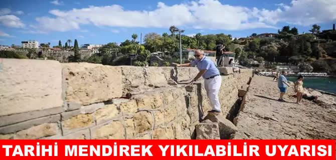 Kaleiçi Yat Limanı’ndaki mendirek her an yıkılabilir uyarısı
