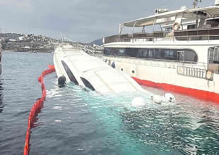 Bodrum’da 40 milyonluk yat bağlı olduğu iskelede battı